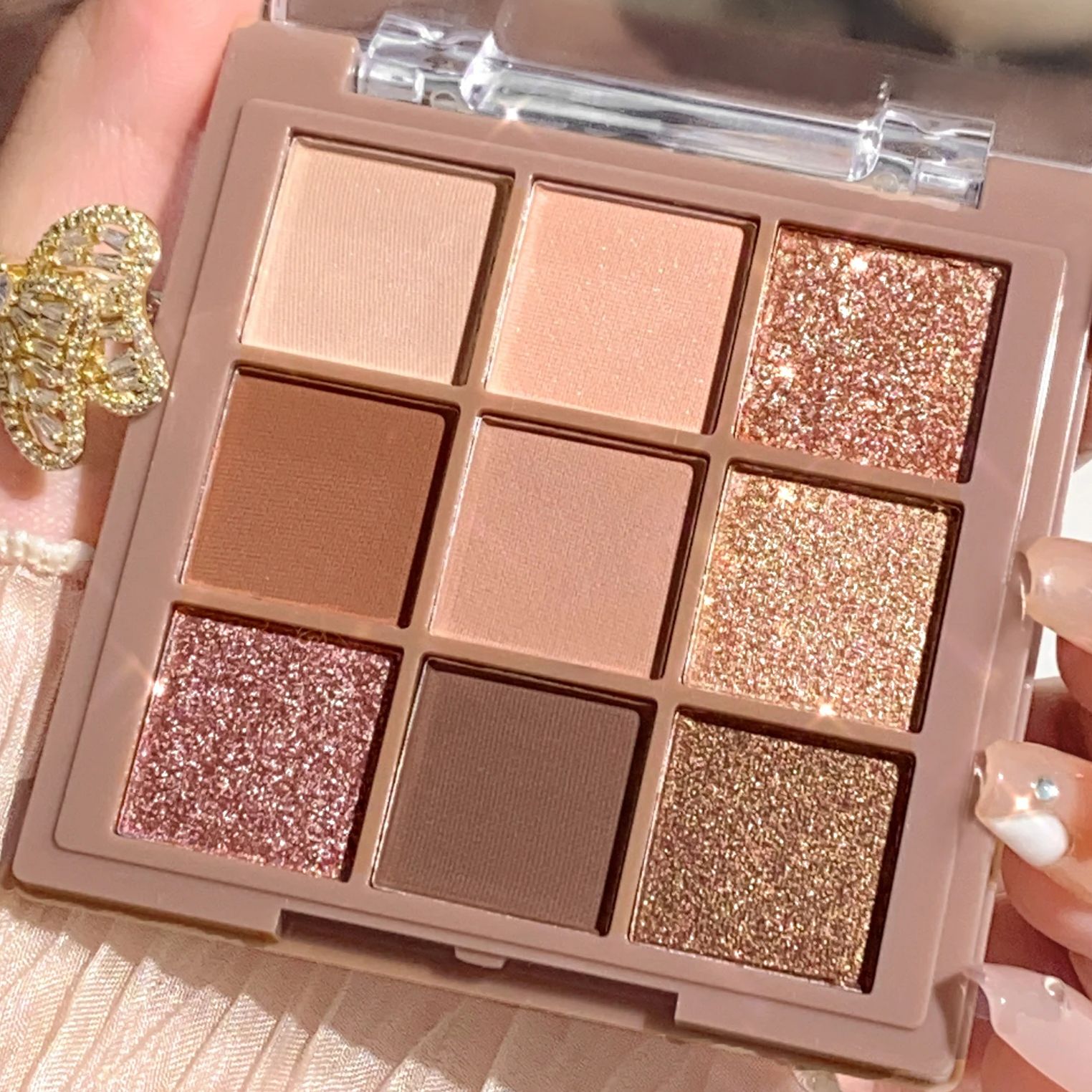 Beauty Huda Makeup - Luxuosa paleta de sombras de 9
